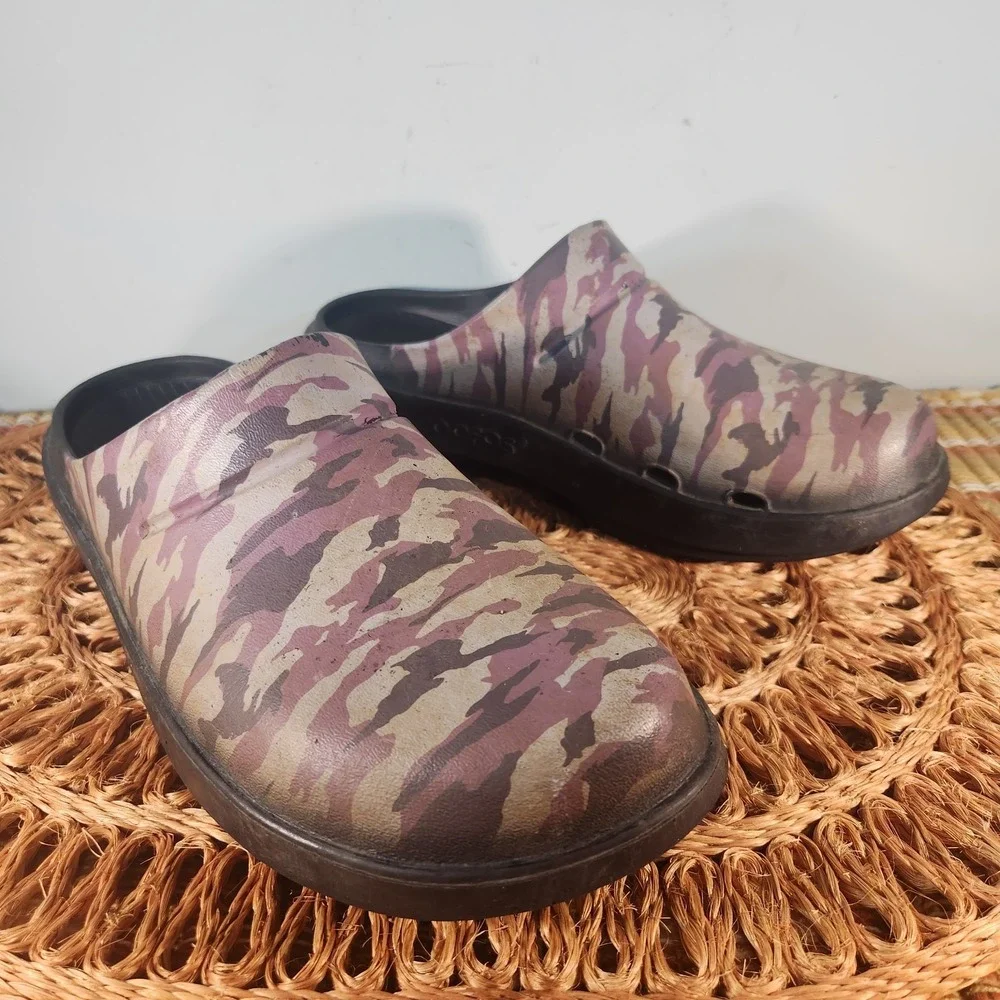 OOFOS OOcloog Camo Recovery Clogs M9 W11 EU42 Slip On Comfort Shoes Unisex
